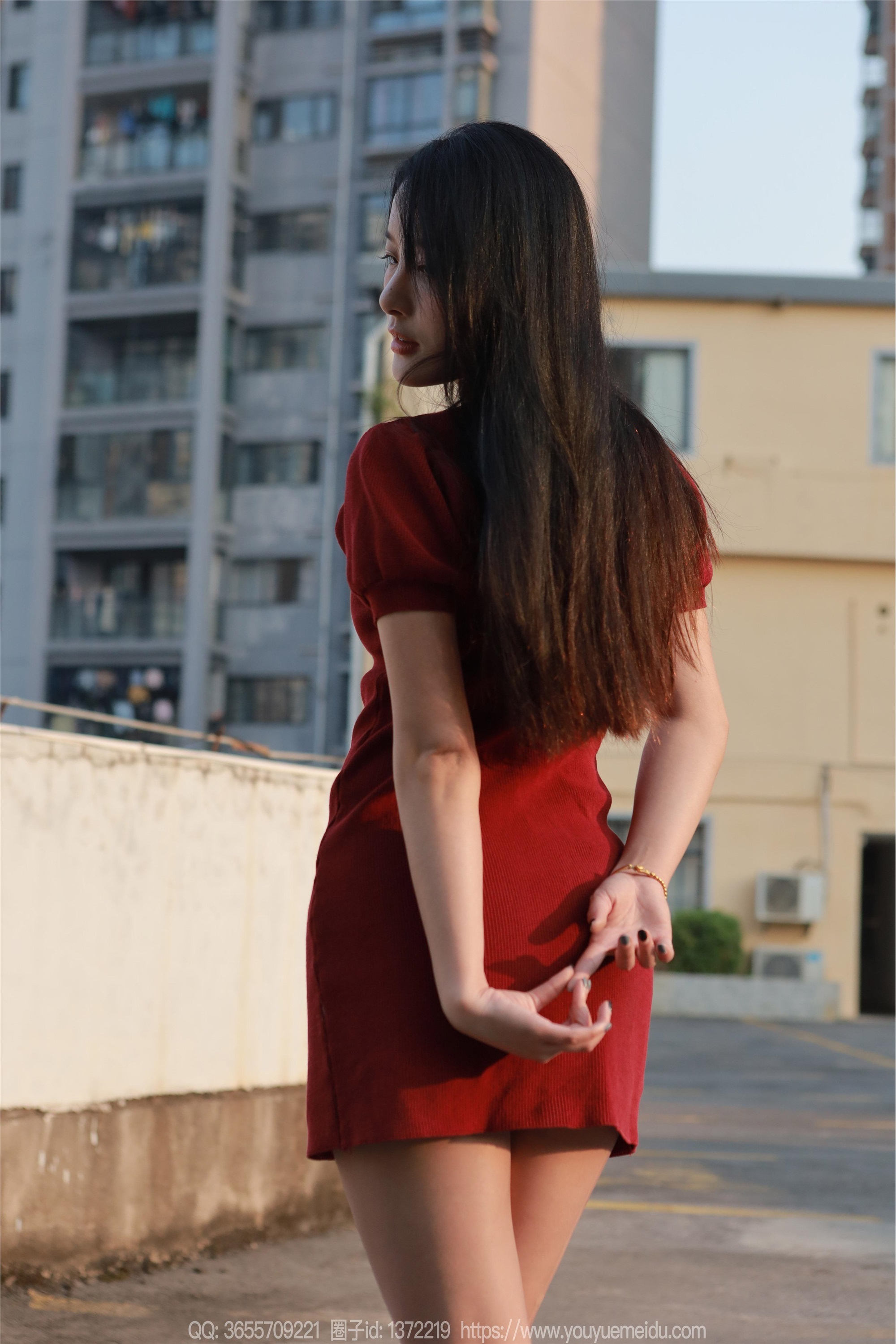 IESS异思趣向  2025.02.21 丝享家 1983 婉萍《红苹果（下）》